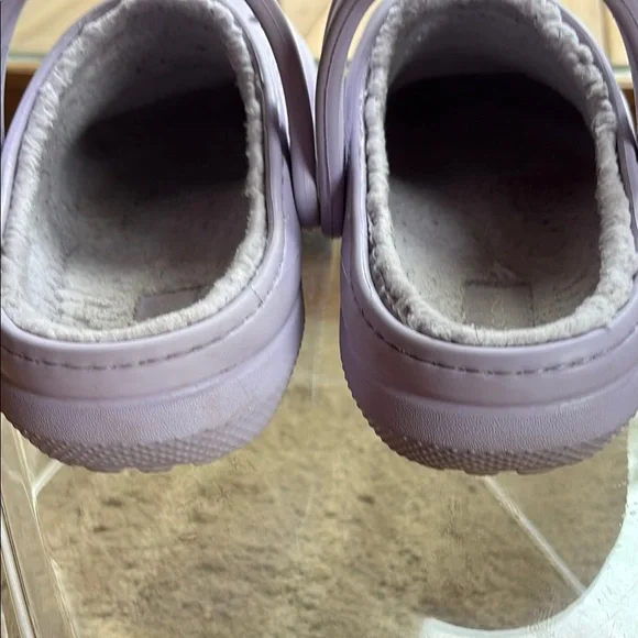 Crocs Women's Vaya Lined Clog. Lavender Fuzzy Slippers Size 7; EUC - Picture 9 of 11